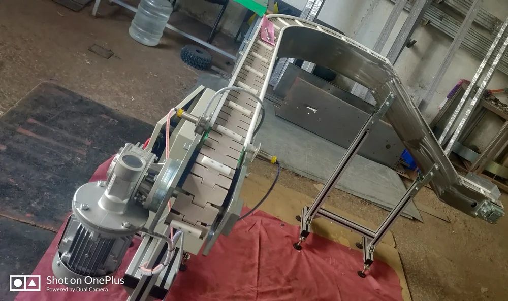 Inclined Belt Conveyor